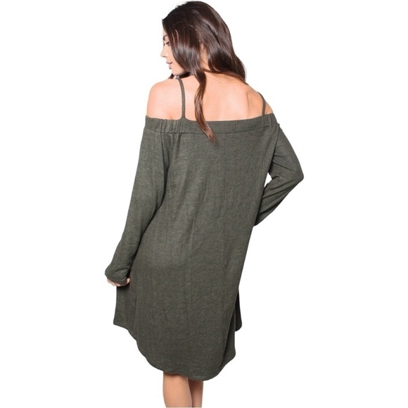 3/$30 LAZY SUNDAYS Cold Shoulder Long Sleeved Dress in Green - Picture 3 of 4